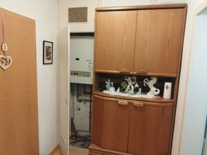 Sonnige 1 Zimmer-Wohnung mit großem, überdachtem Balkon und PKW-Stellplatz, für Kapitalanleger! – 70372 Stuttgart – Vorschaubild 7