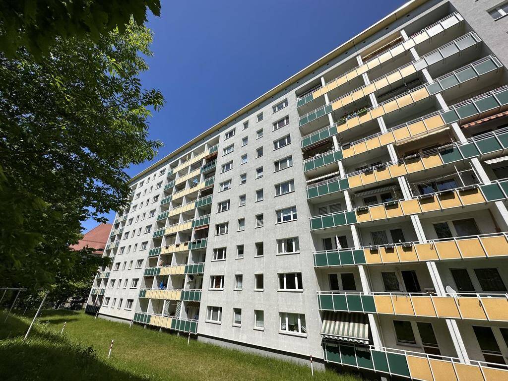 Hell und freundliche 3-Raum-Wohnung mit Balkon – Chemnitz – Vorschaubild 4