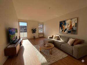 NEU! Frisch sanierte 2-RW mit Südbalkon und Keller ab sofort verfügbar !!! – 1259 Dresden – Vorschaubild 3
