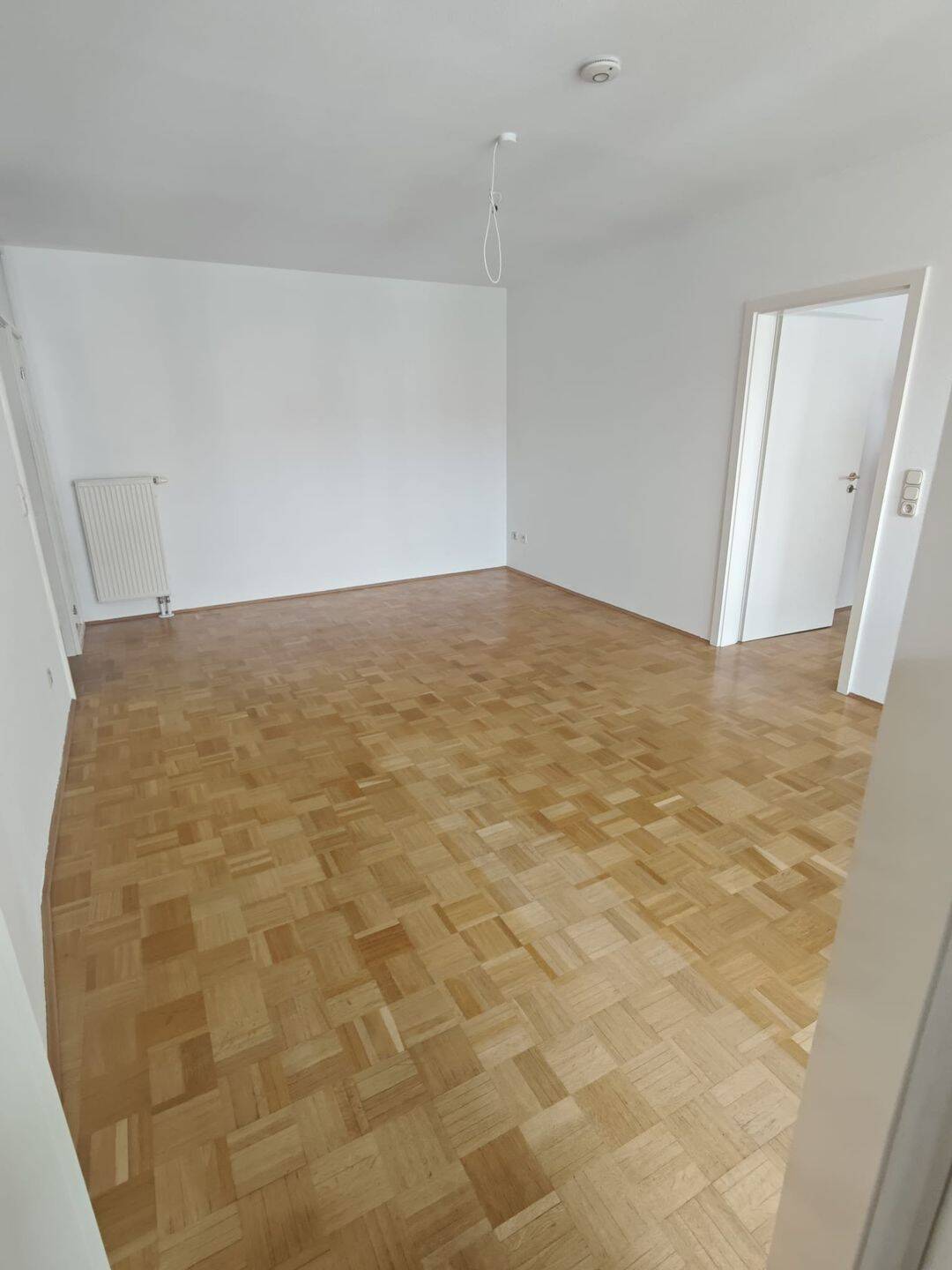 Ruhig&Hell 2-Zi. Wohnung in Heidingsfeld – Würzburg – Vorschaubild 2