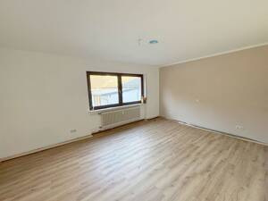 Traumhaft gelegene 3-Zimmer-Wohnung in Zerf mit Balkon und Gartenmitbenutzung – 54314 Zerf – Vorschaubild 6