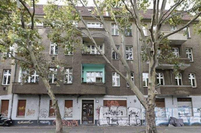 GROSSZÜGIGER SCHNITT MIT BALKON - ALTBAUCHARAKTER - ZUR ZEIT VERMIETET – Berlin – Vorschaubild 9