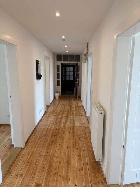 Holzdielencharm in der Rosenau! frisch saniert, 5 Zimmer, Platz für Arbeit, Wohnen und Familie – Nürnberg – Vorschaubild 3