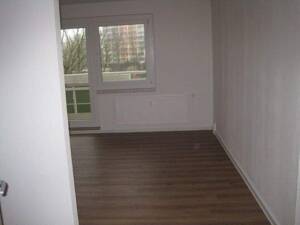 Kleine 3 Raumwohnung mit Balkon – 9123 Chemnitz – Vorschaubild 4