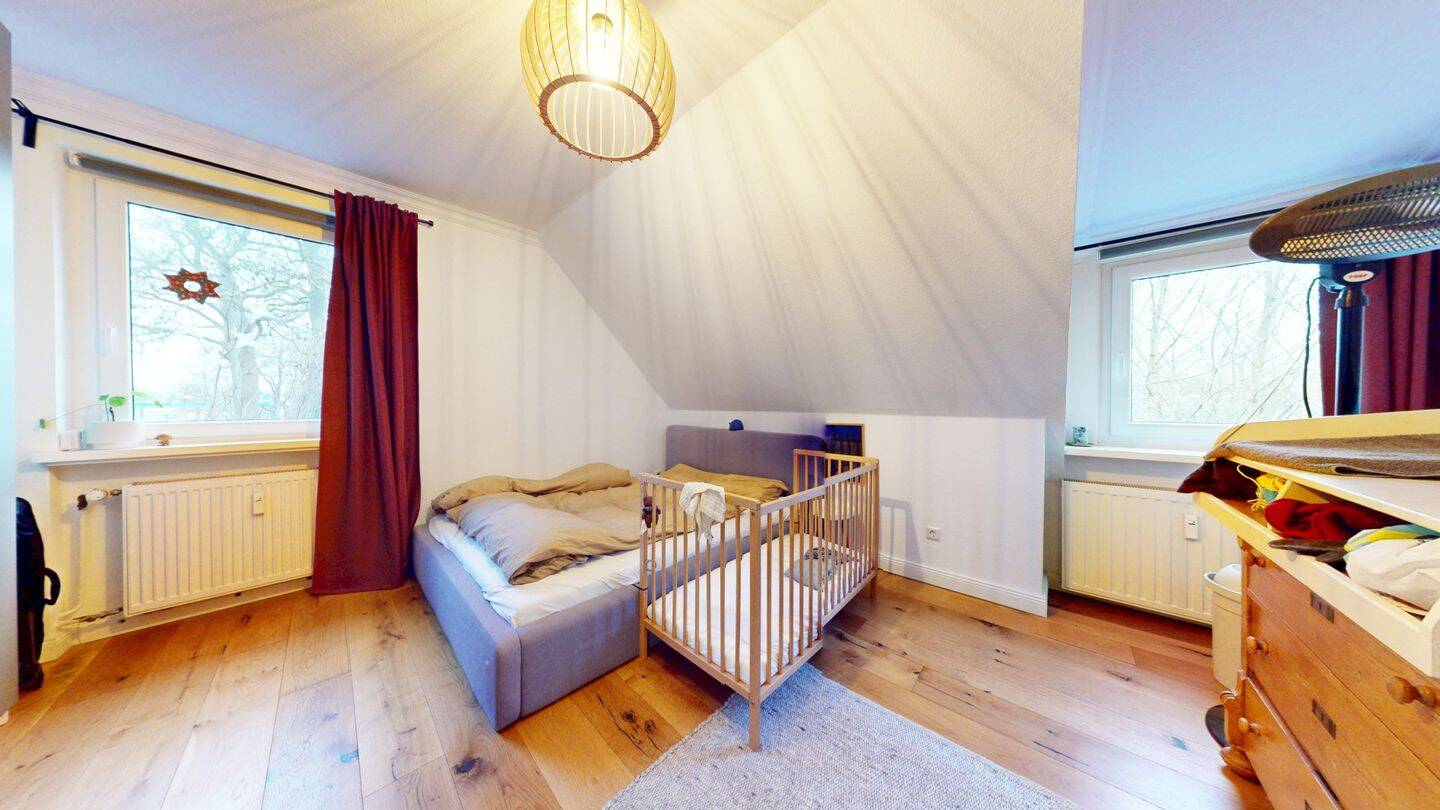 Lehesterdeich / Stilvolle 4-Zimmer-Maisonette-Wohnung mit Loggia in ruhiger Lage – Bremen – Vorschaubild 8