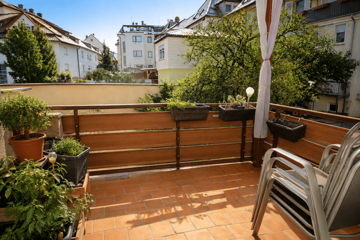 Charmante 4-Zimmer-Altbauwohnung im Jugendstil - Stuttgart-Zuffenhausen – 70435 Stuttgart – Bild 1 von 8