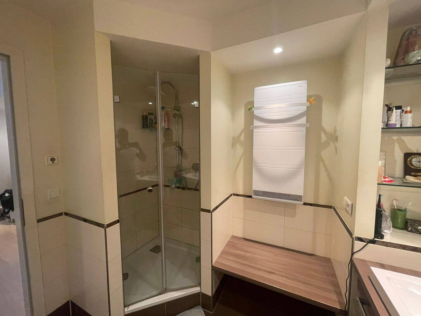 Schöne, großzügige 3 Zimmer Wohnung (Nachtspeicherheizung) – Karlsruhe – Vorschaubild 5