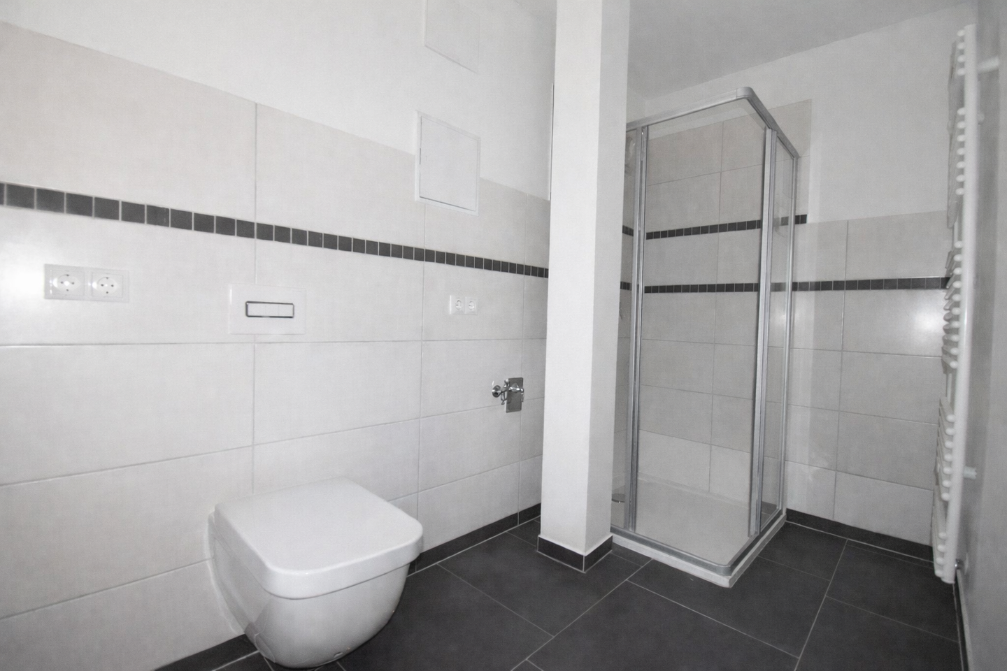 Exklusives Juwel am Schlossberg: Luxuswohnung mit historischem Charme und modernem Komfort in Halle (Saale) – Halle (Saale) – Vorschaubild 7