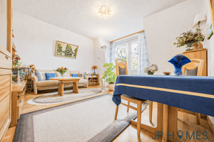 Vermietete 2-Zimmer-Dachgeschosswohnung in Berlin-Pankow - 3,47 % Rendite | Faktor 28,8