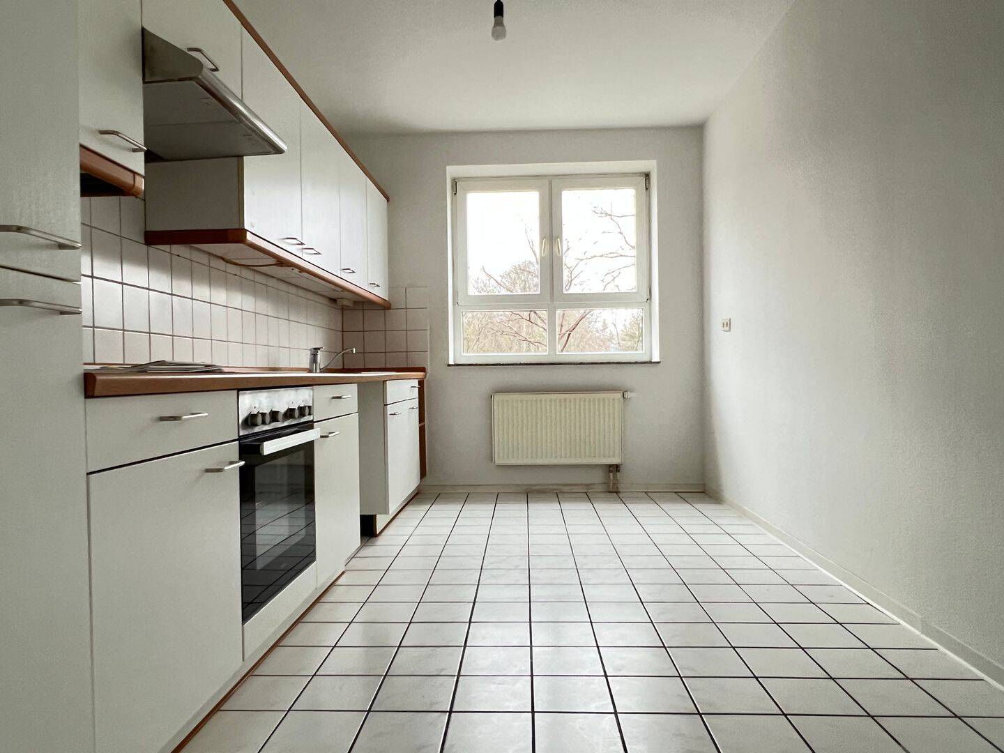 Großzügige 4-Zimmer-Wohnung mit Balkon im Herzen von Rissen! – Hamburg – Vorschaubild 8
