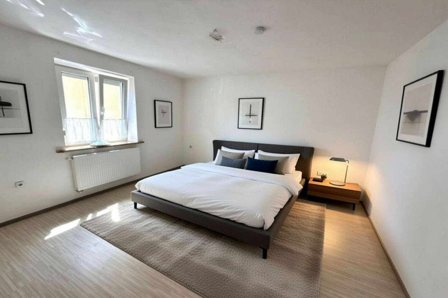 Leerstehende 2 Zi. Wohnung mit PKW Stellplatz, Keller und toller Anbindung in Augsburg – Augsburg – Vorschaubild 6