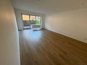 Provisionsfrei! Renoviert! 4-Zimmer-Wohnung mit Garten und Stellplatz! – 33739 Bielefeld – Vorschaubild 5