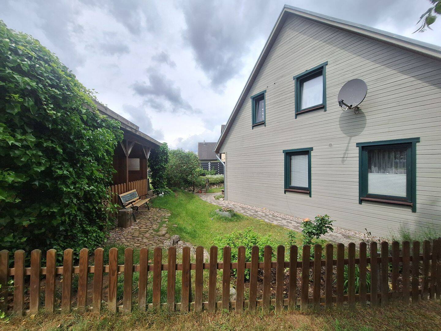 Naturnah wohnen im Holzhaus - Doppelhaushälfte in attraktiver Wohnlage – Dabel – Vorschaubild 3