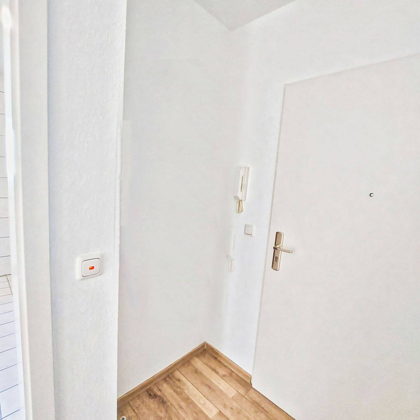 Attraktive 2-Zimmer-ETW in Innenstadtlage mit Lift u TG-Stellplatz – Bayreuth – Vorschaubild 8