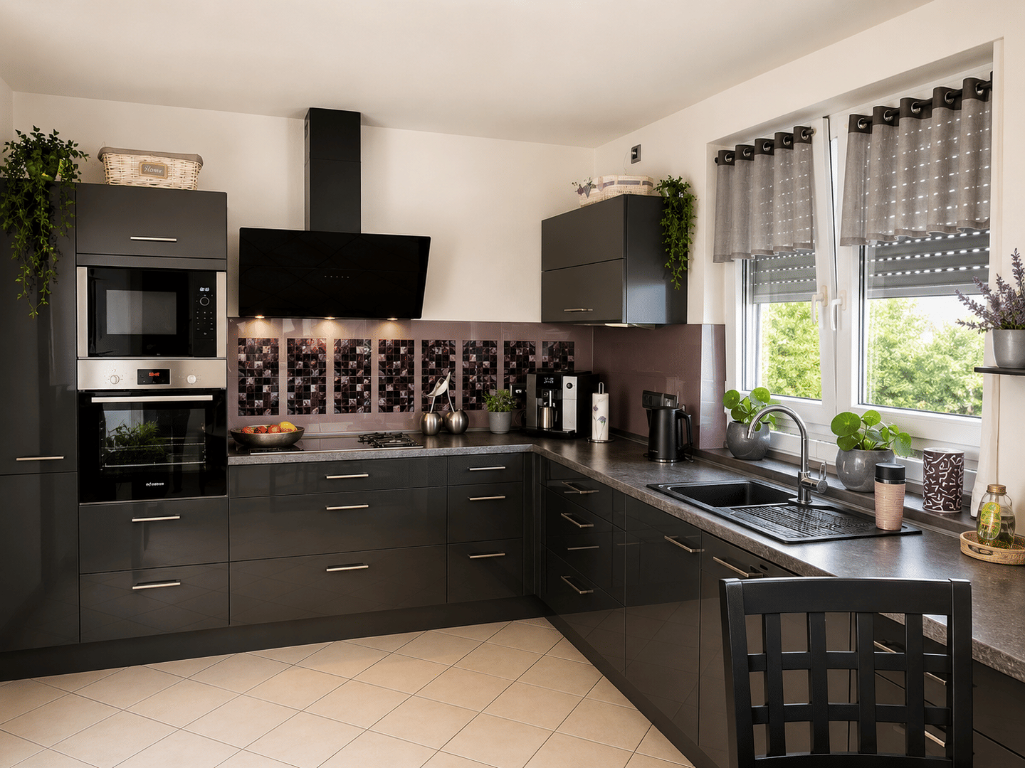 Top Lage! Top Preis! Zwei Einfamilienhäuser auf einem großen idyllischen Grundstück in Hamm- Süddinker mit 2 Einbauküchen, Garage – Hamm – Vorschaubild 3
