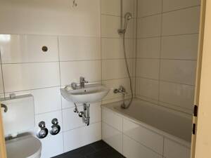 2-Zimmerwohnung als Erstbezug nach Modernisierung + GUTSCHEIN! – 40789 Monheim am Rhein – Vorschaubild 5