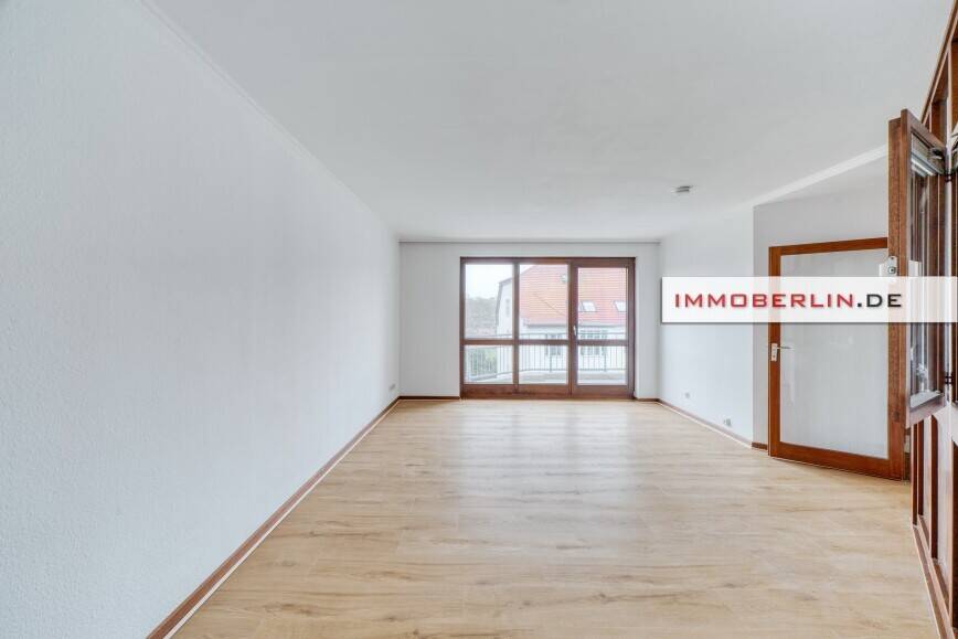 IMMOBERLIN.DE - Frisch saniert! Lichtdurchflutete Wohnung mit ruhiger Westterrasse – Berlin – Bild 1 von 9