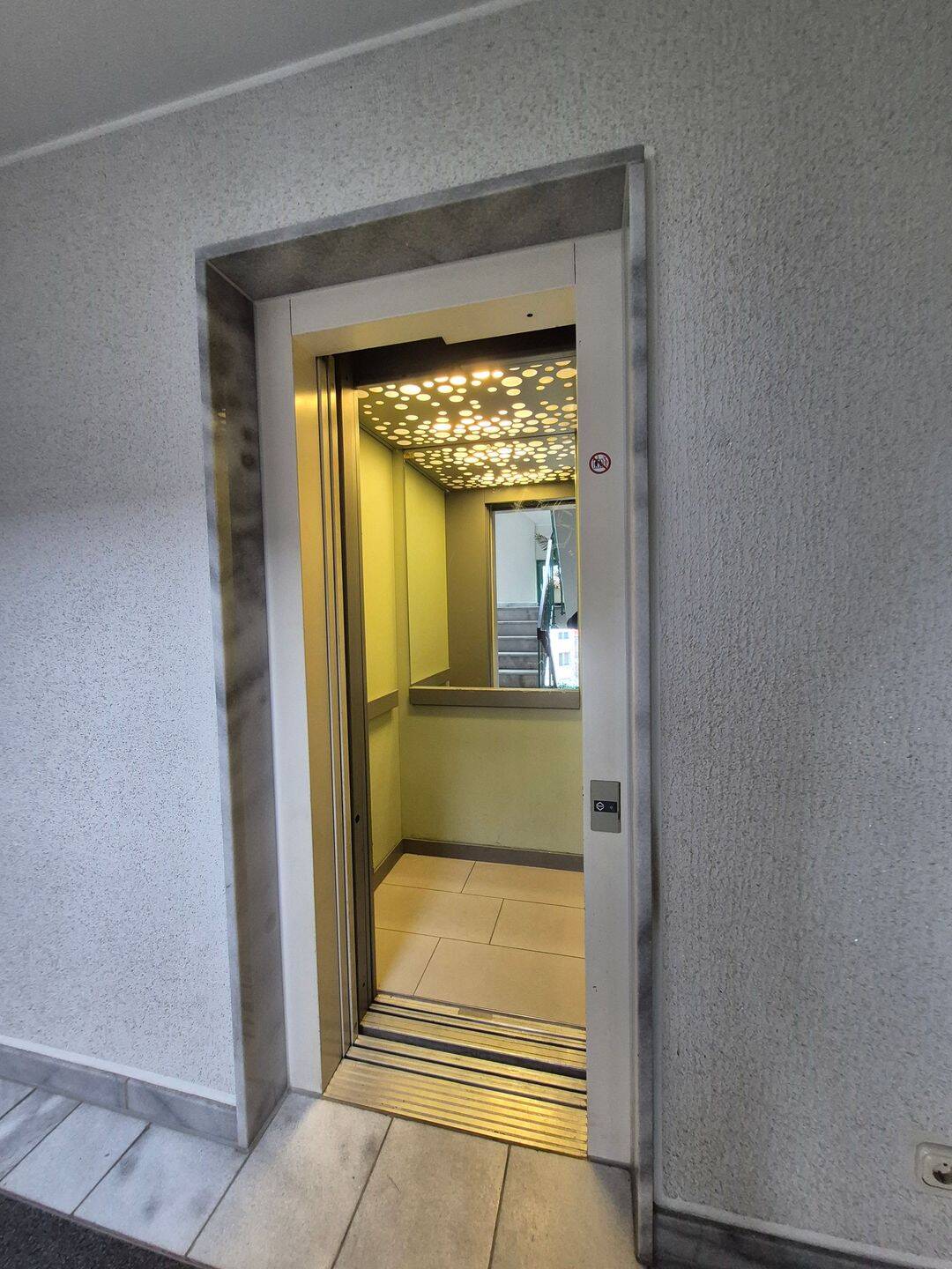 Leer stehend & Provisionsfrei - Gepflegte 3-Raum-Wohung inkl. Tiefgaragenstellplatz – Leipzig – Vorschaubild 5