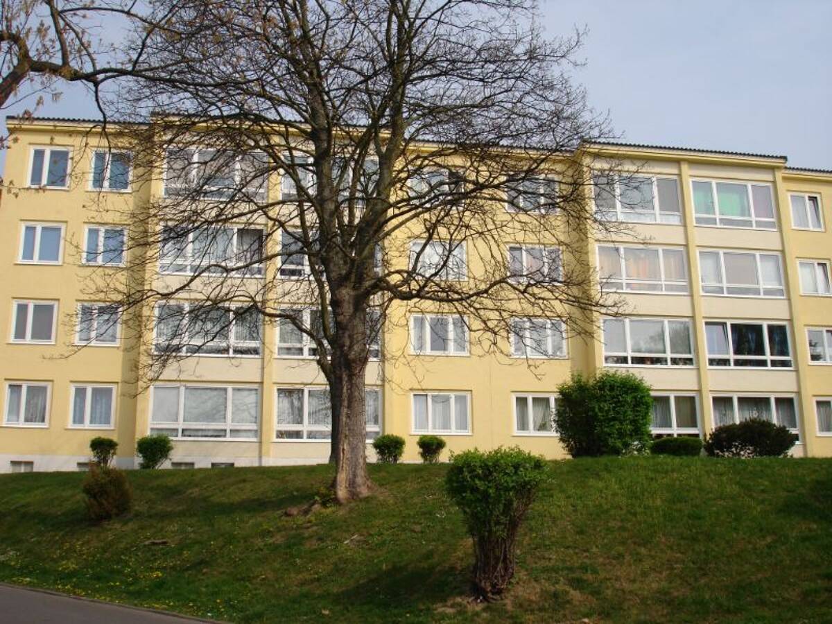 Gemütliche 4-Zimmer-Wohnung im Auefeld für Paare oder die kleine Familie – 34121 Kassel – Bild 1 von 5