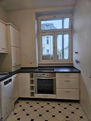 Nordend 3 Zimmer mit Balkon Altbau Stuck – 60322 Frankfurt am Main – Vorschaubild 4