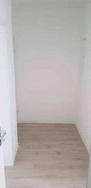 Studenten-WG gesucht!! 4 Zimmer Wohnung neu renoviert ab 01.10.2026 – 44145 Dortmund – Vorschaubild 3