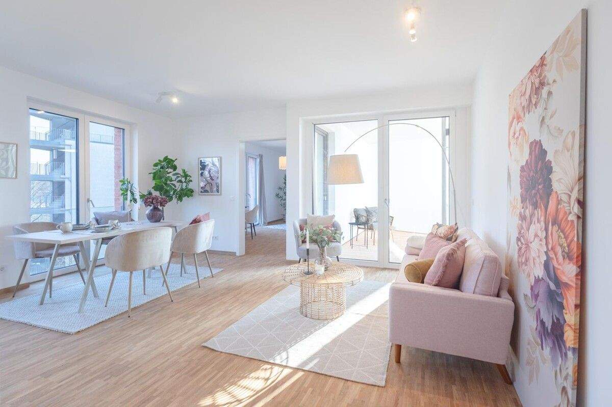 Lichtdurchflutete 3-Zimmer-Wohnung mit Loggia – Hannover – Bild 1 von 8