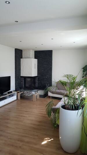 Modernisierte 2,5-Zim.-Hochparterre-Wohnung mit EBK und Kaminofen in Kuchen – 73329 Kuchen – Vorschaubild 3