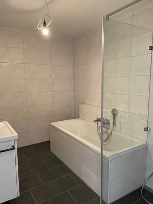ERSTBEZUG - 3-Zimmer-Wohnung mit Einbauküche – 91056 Erlangen – Vorschaubild 6