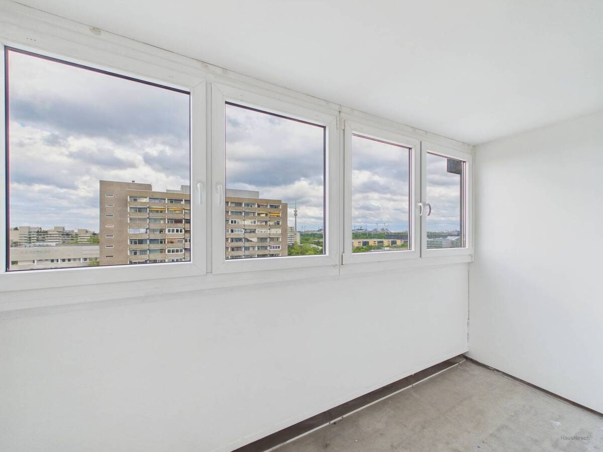 Kapitalanlage mit Zukunft - Vermietungssichere 1-Zimmer-Wohnung direkt am Olympia-Einkaufszentrum – 80993 München – Bild 1 von 8