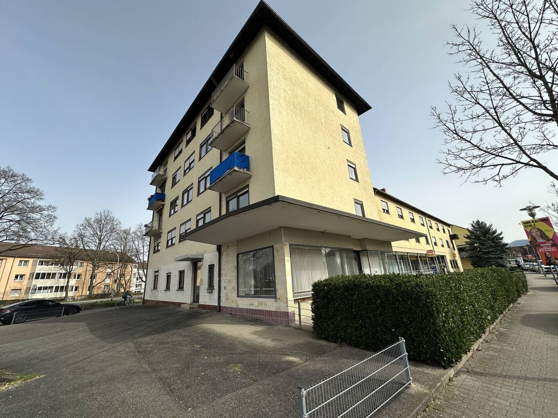 Mehrfamilienhaus in 77656 Offenburg mit 688 m² kaufen