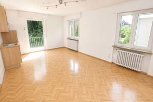 Attraktives 4-Familienhaus mit Garten, Garage & Terrassen in ruhiger Lage von Heidelberg-Rohrbach – 69126 Heidelberg – Vorschaubild 4