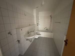 Helle 2-ZKB-Wohnung mit EBK in toller Wohnanlage in Heppens zu vermieten! – 26384 Wilhelmshaven – Vorschaubild 4