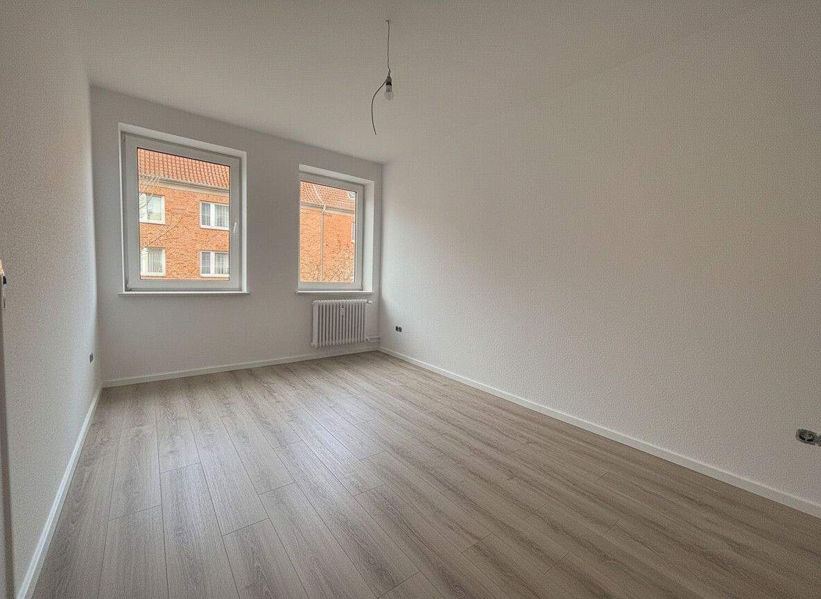 Frisch sanierte 2-Zimmer-Wohnung in zentraler Lage! – Kiel – Vorschaubild 6