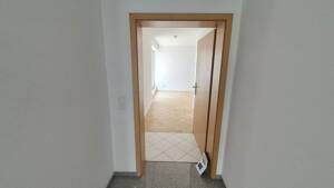 Renovierte 3-Zimmer-Wohnung + Balkon + Bad mit Wanne + Parkett – 99097 Erfurt – Vorschaubild 8