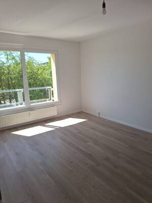 Erstbezug n. Sanierung- 2-Zimmer-Wohnung in Görlitz (Weinhübel) – 2827 Görlitz – Vorschaubild 1