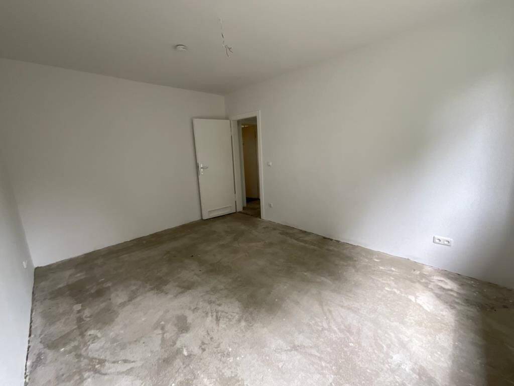 Schöne Wohnung mit Tageslichtbad – Duisburg – Vorschaubild 6