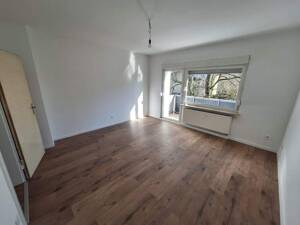 Kleine 3 Zimmer Wohnung mit Balkon in ruhiger Lage – 45327 Essen – Vorschaubild 2