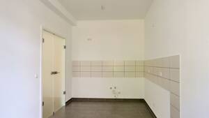 Sofort bezugsbereite Altbauwohnung mit eigenem Garten, Terrasse und Fernwärme – 1309 Dresden – Vorschaubild 5
