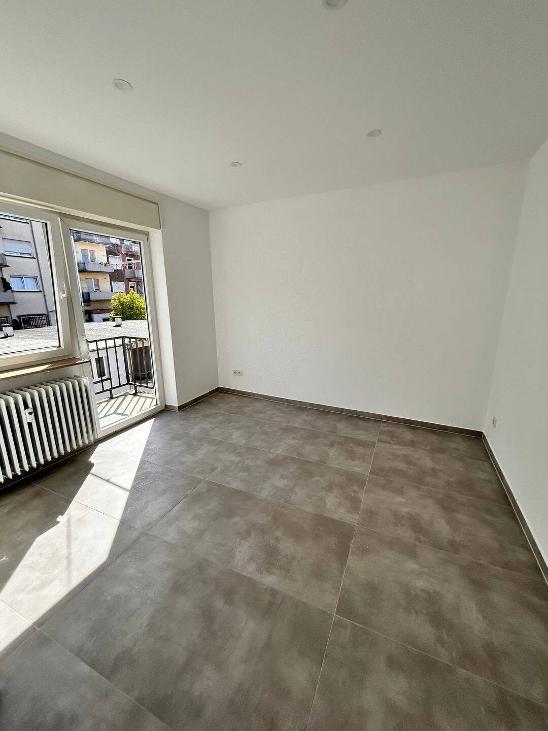 Attraktive 63 m2 Wohnung - Erstbezug nach Renovierung !