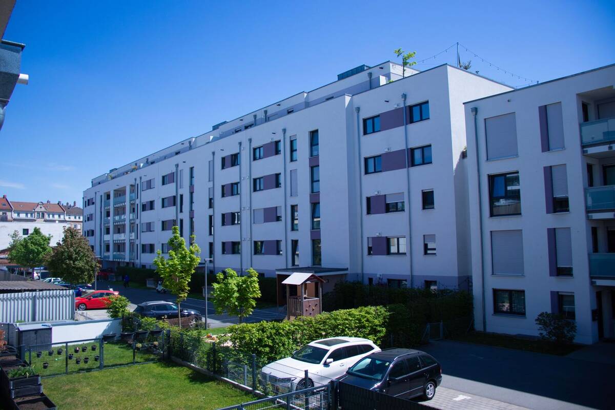 AIRBNB - IN ZENTRUMSNAHER LAGE VON FÜRTH - NEUBAU – 90763 Fürth – Bild 1 von 9