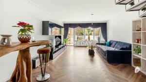 Drei Ebenen, viel Charakter: Maisonettewohnung mit Süd-Loggia & Einbauküche – 22043 Hamburg – Vorschaubild 1