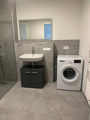 Wohnen auf Zeit - Moderne möblierte 2 ZKB Wohnung mit Balkon in der Schwetzingerstadt – 68165 Mannheim – Vorschaubild 4