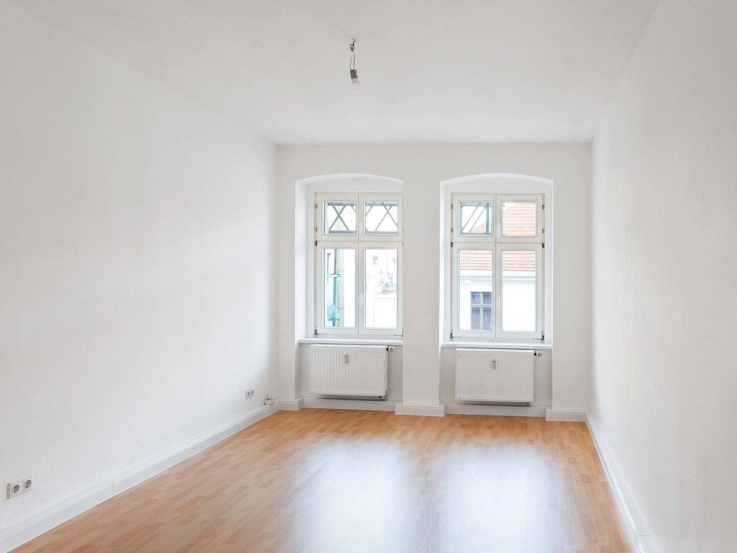 Bestandsvermietete 2-Zimmer-Altbauwohnung im denkmalgeschützten Gründerzeithaus – Görlitz – Vorschaubild 6