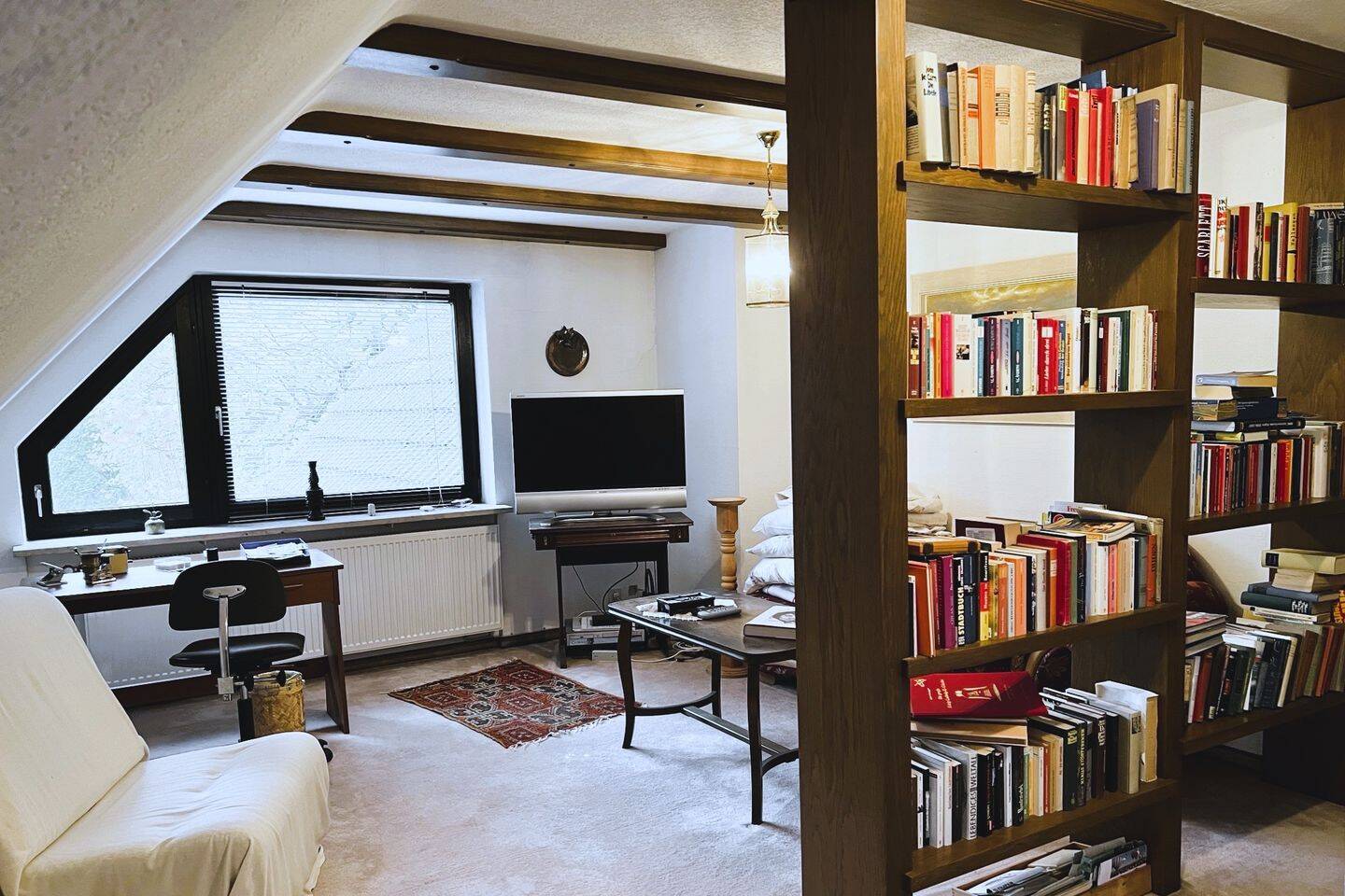 Architektenhaus mit großem Grundstück und vielfältigen Nutzungsmöglichkeiten / Haus kaufen – Schwabach – Vorschaubild 9