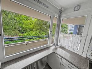 Ruhiges Wohnen im grünen Berlin-Zehlendorf: Bezugsfreie 2-Zimmer-Wohnung mit Tiefgaragenstellplatz – 14167 Berlin – Vorschaubild 5
