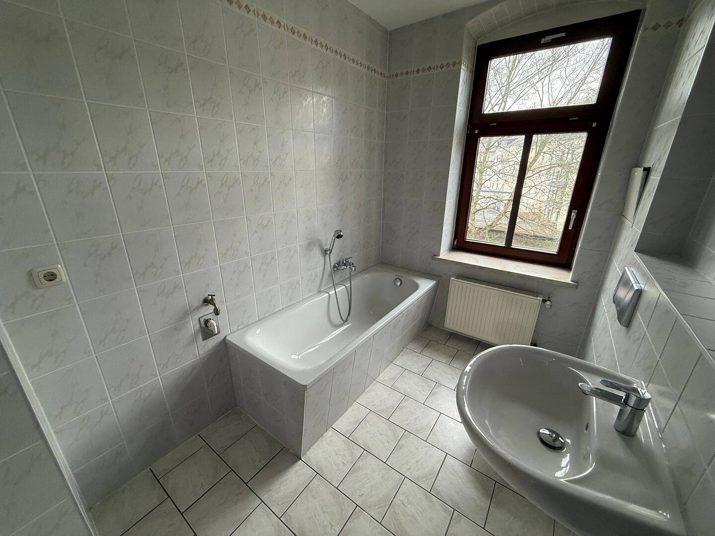 Helle 3-Raum Wohnung im Zentrum von Chemnitz – Chemnitz – Vorschaubild 4