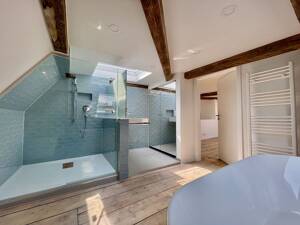 Wohnen über den Dächern von West - Maisonette mit Wellness & Weitblick – 70176 Stuttgart – Vorschaubild 2
