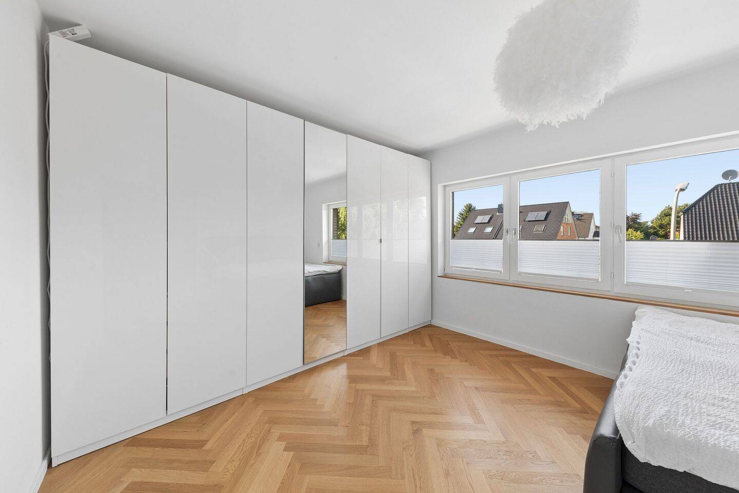 Familientraum mit großzügigem Südgarten - Hochwertige Ausstattung & exklusiver Wellnessbereich – Hamburg – Vorschaubild 6