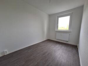 **Wohnglück auf 2 Zimmern - frisch saniert u. mit Balkon** – 39128 Magdeburg – Vorschaubild 3