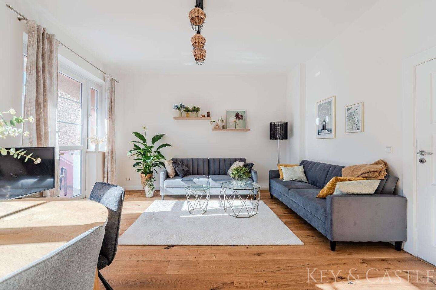 Einziehen & wohlfühlen: Kernsanierte 4-Zimmer-Wohnung mit Balkon & Extrafläche – Berlin – Vorschaubild 3